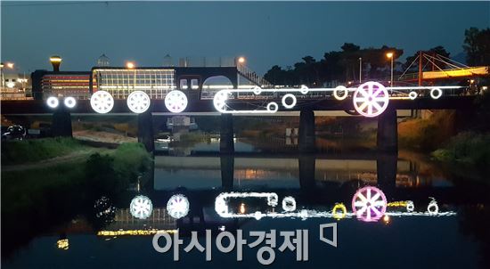곡성(谷城)의 밤은 낮보다 더 아름답다