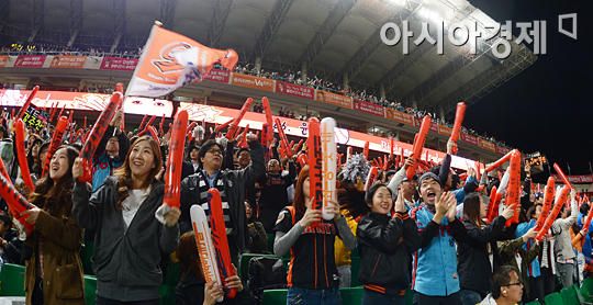 女보세요 프로야구 여성 관중 모시기 전쟁