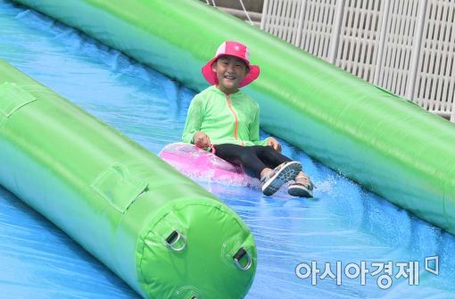 [포토]폭염! 비켜!