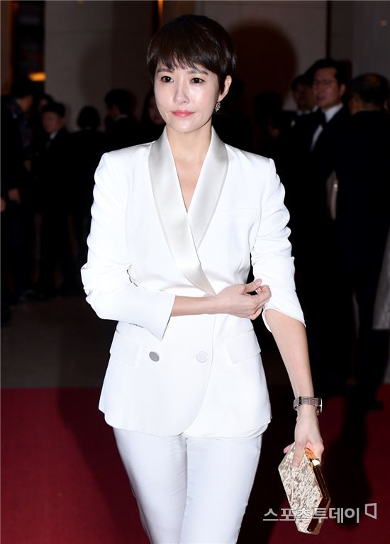 김선아, 굳피플 엔터테인먼트와 전속계약···이영애, 양세종과 한솥밥