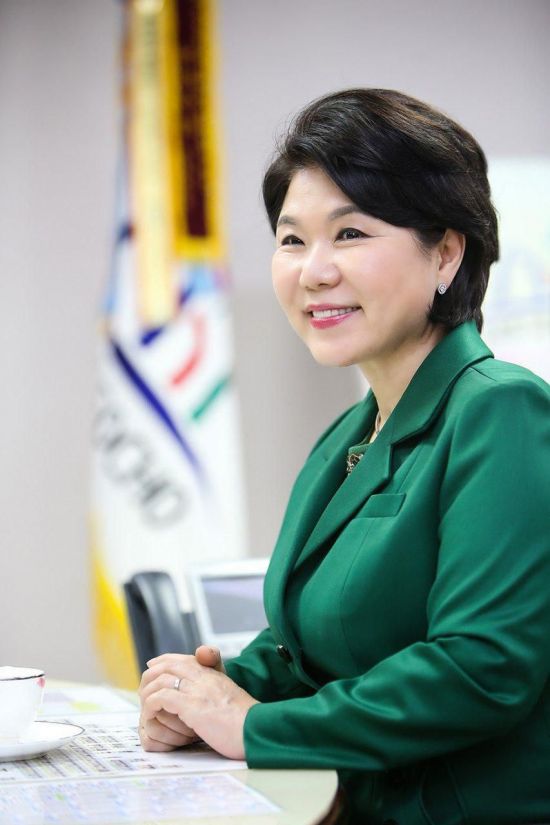 [인터뷰]조은희 서초구청장 “아이 기르기 좋은 도시 만들겠다”