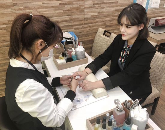 네일서비스 정액권 끊었는데…유효기간 만료·환불 거절에 40만원 날렸다