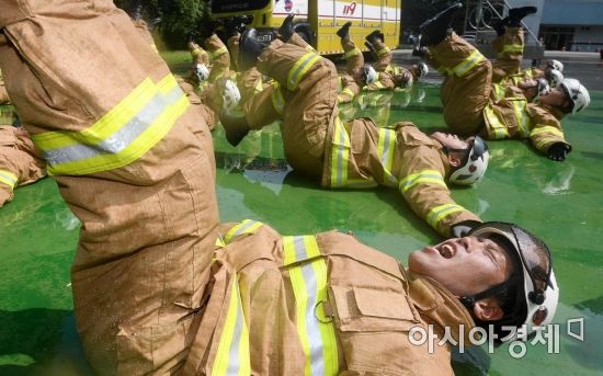 [포토] 폭염 속 PT체조