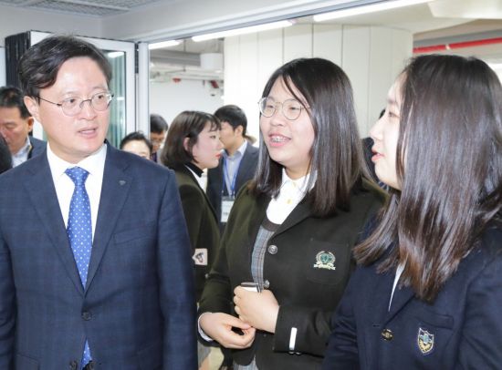 [이사람]채현일 영등포구청장,영등포청소년자율문화공간 ‘언더랜드’ 개소식 참석 