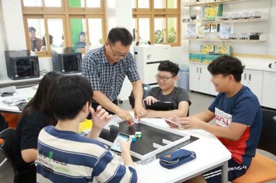 구로구, 초등학교에 ‘IoT 미래교실’ 조성
