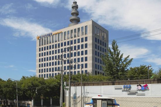 대구경찰청, '교인 명단 누락' 신천지 대구교회 간부 2명 구속