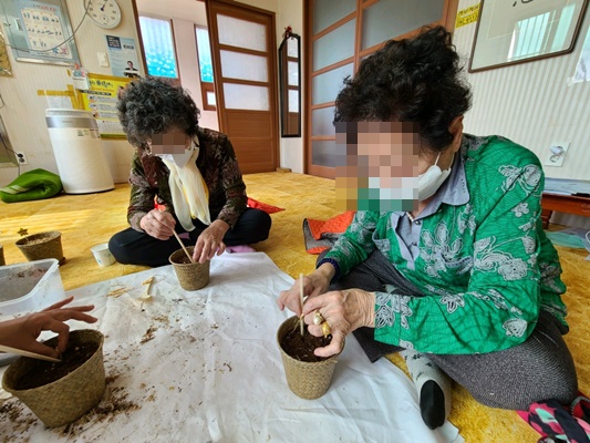 목포이랜드노인복지관 ‘행복 도시 목포시 생명살리기PLUS사업’ 진행
