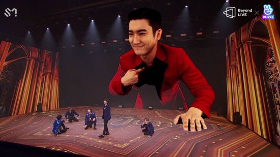 영화관 콘서트 직관만큼 재밌다