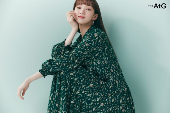 CJ온스타일 패션 브랜드 ‘더엣지’, 새 모델로 배우 이성경 발탁