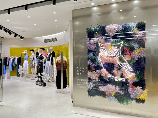 럭키슈에뜨, 론칭 10주년 맞아 스타필드 코엑스점 리뉴얼 오픈