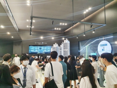 “입지·상품 모두 만족”… 청라 더리브 티아모 까사, 관람객 호평 일색