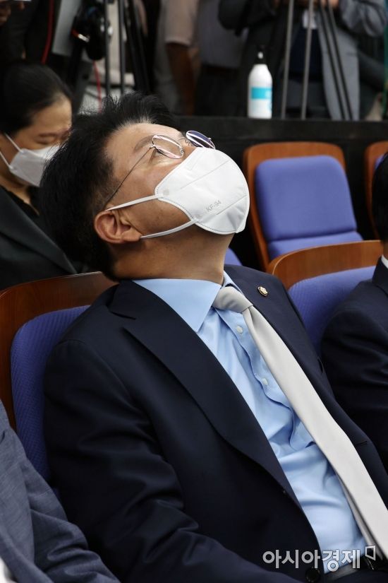 [포토] 항소심 선고 앞둔 노엘 아빠 장제원