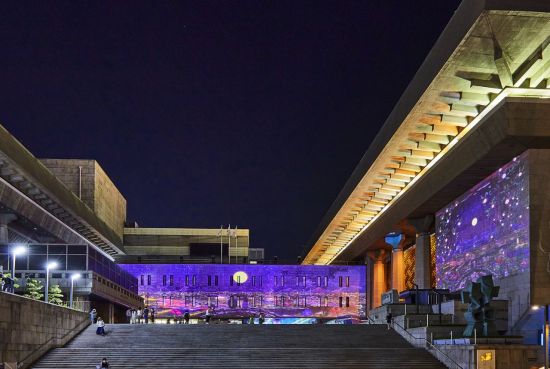 재개장 광화문광장에 대형 미디어파사드 오픈…미디어아트 운영