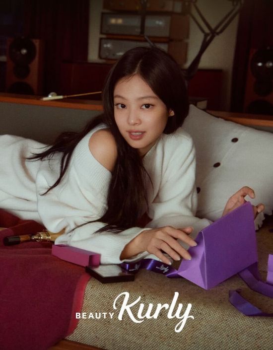 뷰티컬리, 블랙핑크 제니 전속모델 발탁…TV 광고 공개