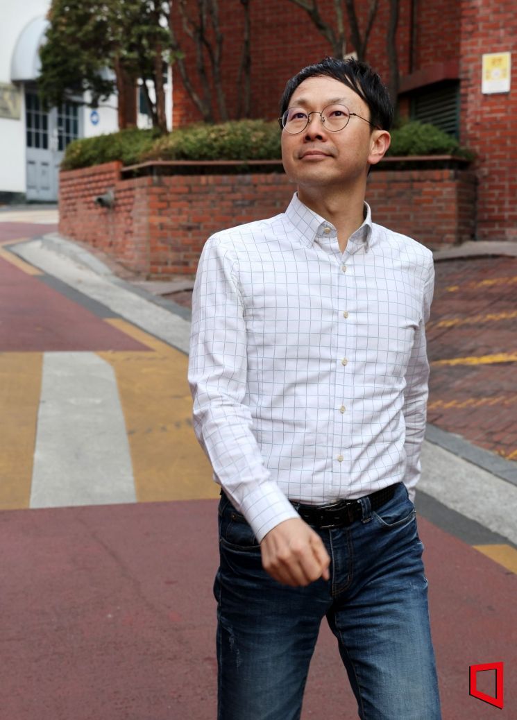 [하루만보 하루천자]4㎏ 감량에 고지혈증 극복…걷기여행 상품 개발로 이어져