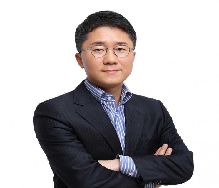 홍준호 지아이이노베이션 대표, 메디오젠 대표 겸임…마이크로바이옴 CDMO 확장