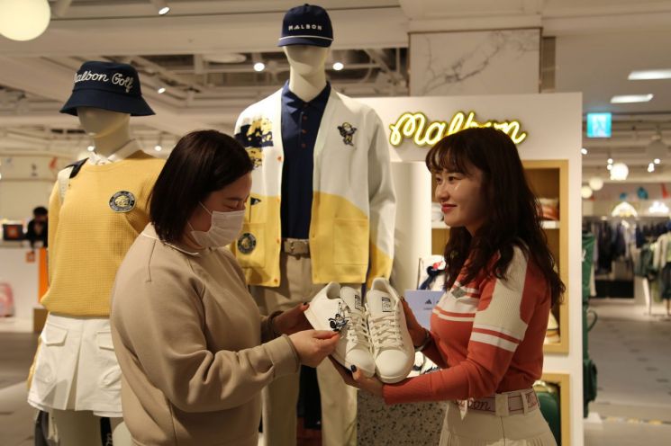 광주신세계 말본X아디다스 콜라보 골프용품 컬렉션