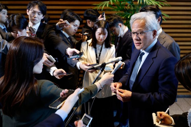 [단독]최태원의 초대, 젠슨 황 10월 한국 오나…글로벌 거물들 대거 방한 예고