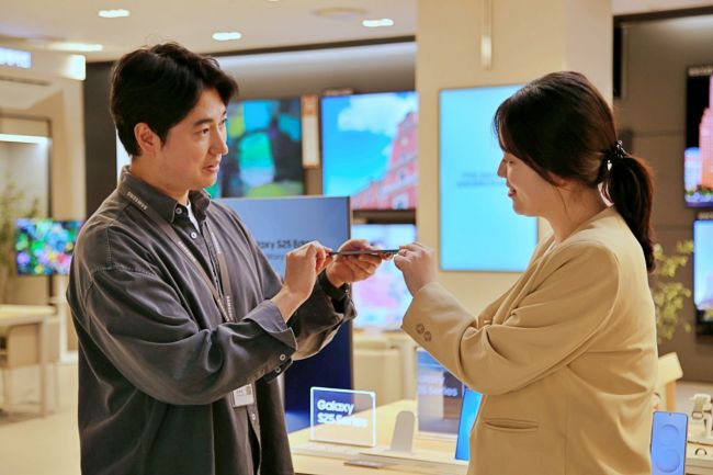 광주신세계, 초슬림 디자인 갤럭시S25 엣지 선봬