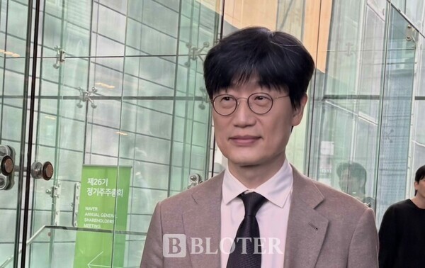 [어바웃 C]빅테크에 다시 도전장 내민 네이버 이해진