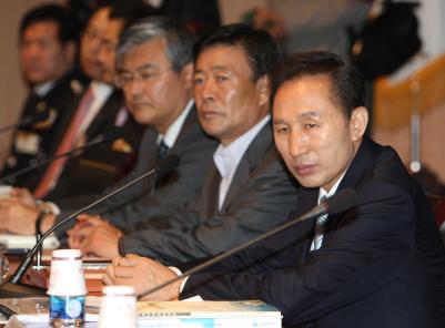 이 대통령 “일자리 창출, 국정의 가장 큰 목표”