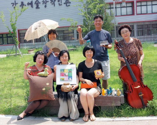 오죽헌 옆 공방촌…‘강릉 관광의 미래’를 빚다