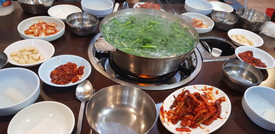50년 충무로 복집, ‘백년가게’ 자격있네