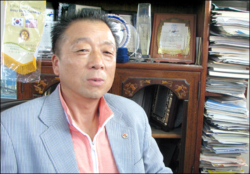 “고생해 번 돈 남 위해 쓸 것”-정장규 씨