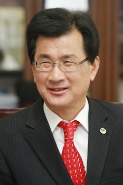 이시종 충북도지사, 20∼24일 오송화장품뷰티산업엑스포 개최