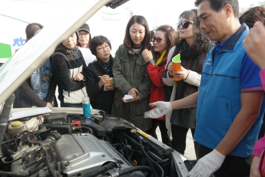 웹·편집 디자인, 카매니저...여성 취업 프로그램 지원하세요
