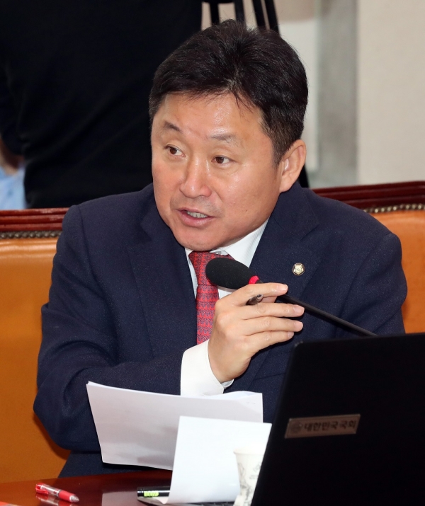 여성 연구개발 인력, 산업현장 고용유지 15.4% 감소