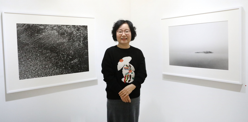 예순에 카메라 든 박미례 수성엔지니어링 회장 사진은 나의 숨구멍