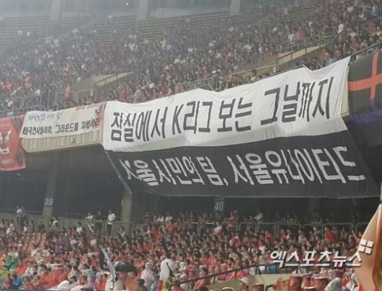 썸네일 썸네일