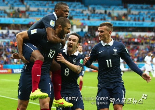 프랑스가 온두라스를 꺾고 첫 승을 챙겼다. ⓒ Gettyimages/멀티비츠