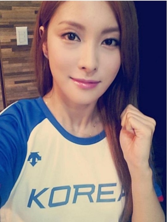 카라 규리, 대만전 앞둔 야구대표팀 응원 화이팅