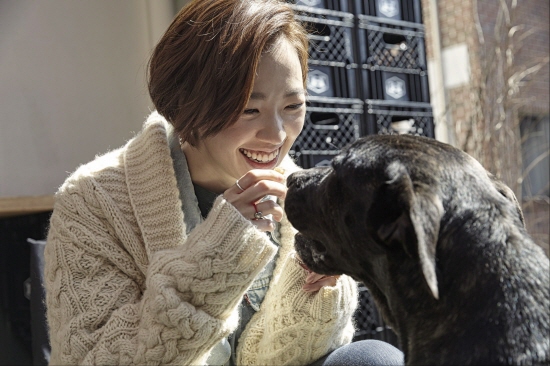 전혜진, 반려동물과 행복한 일상 마음도 훈훈[화보]