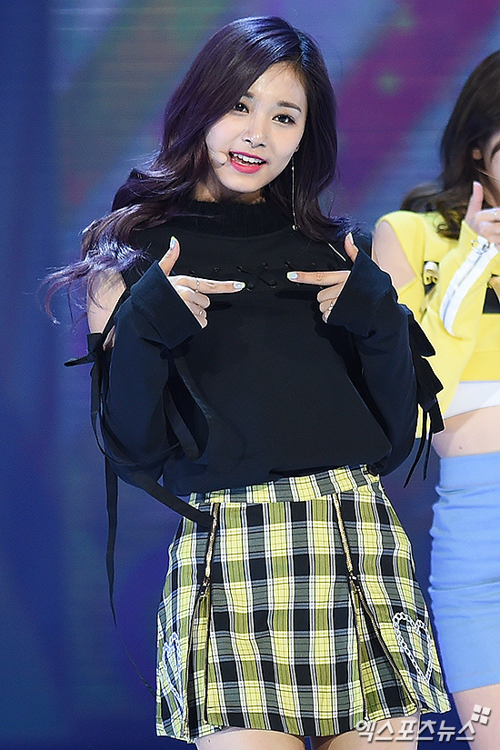 í¸ìì´ì¤ ì¯ì 'ì¤ëë ìë¦ë¤ì´ ë¯¸ëª¨'[í¬í ]