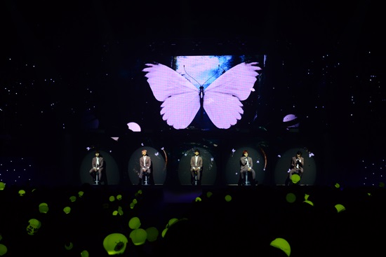 [XP리뷰] 7년차 아이돌 B1A4에게 한번 더 반했던 순간…LIVE SPACE