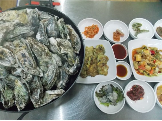 올봄 마지막 영양가보물 , 거제도 맛집의 석화구이