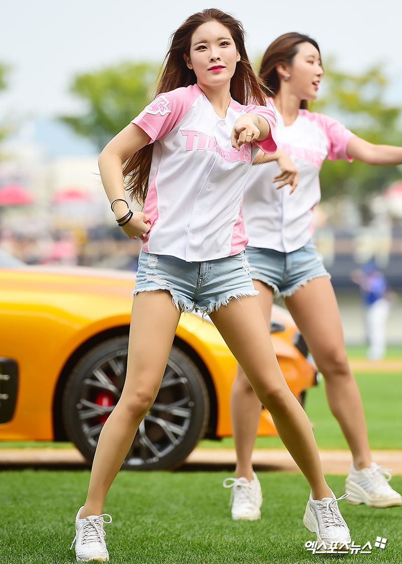 [엑s HD] 치어리더 김혜수 부러질듯한 나노 발목