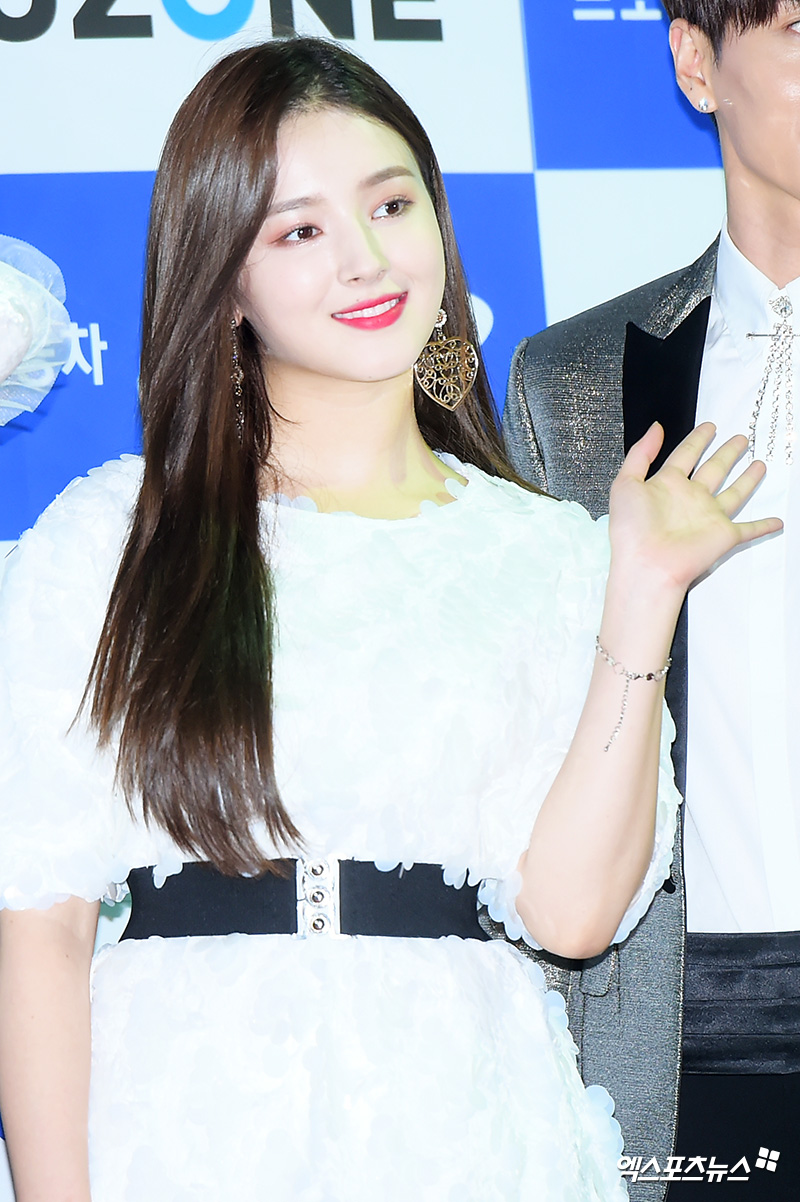 [엑s HD포토] 낸시 새하얀 미모