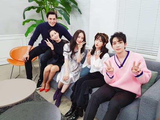 멋좀 아는언니5 플레이제이, 니콜·줄리엔강·조현영 친분 케미 좋아