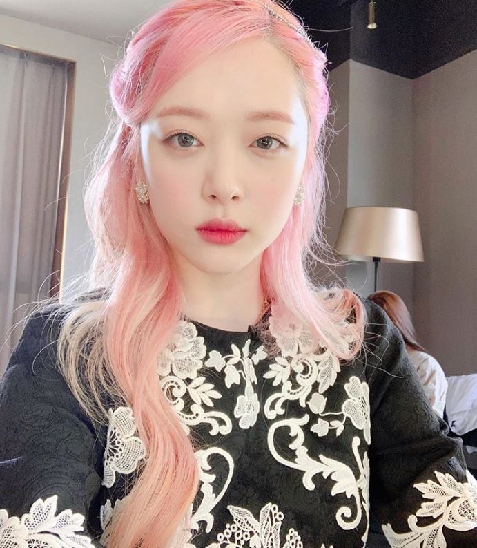 설리, 동화책 찢고 나온 비주얼 러블리 그 자체 [★해시태그]