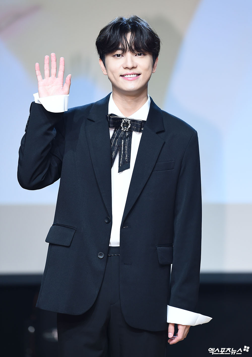 이우 미소 활짝[엑s HD포토]