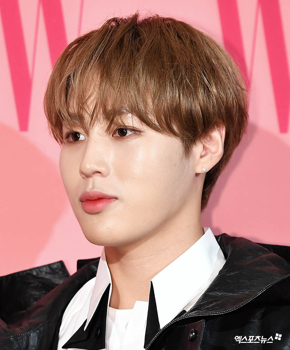 하성운 비단결같은 피부[엑s HD포토]