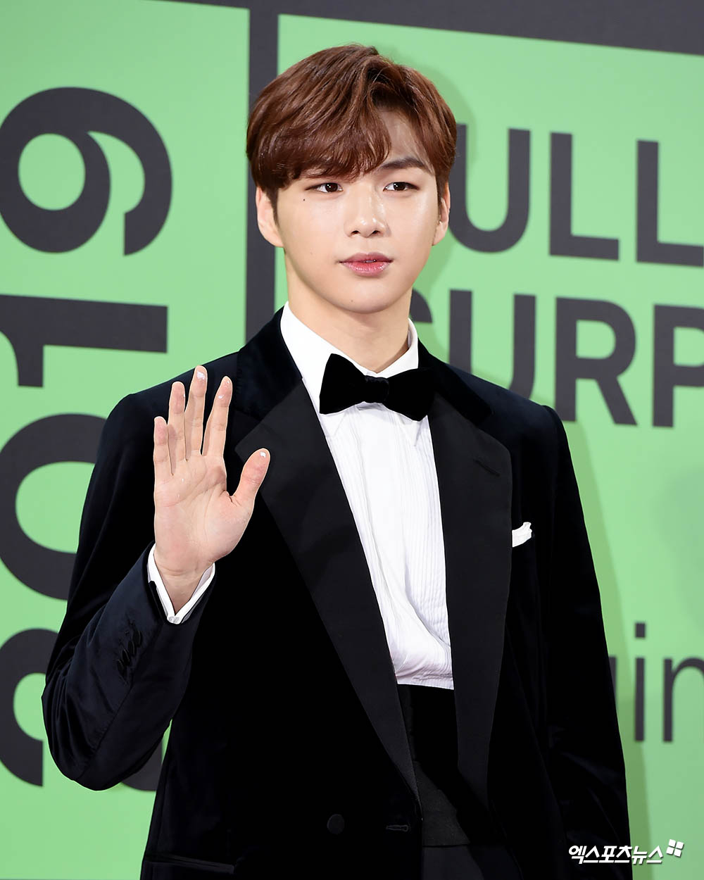강다니엘 '얼굴은 멍뭉이 어깨는 태평양'[엑's HD포토]