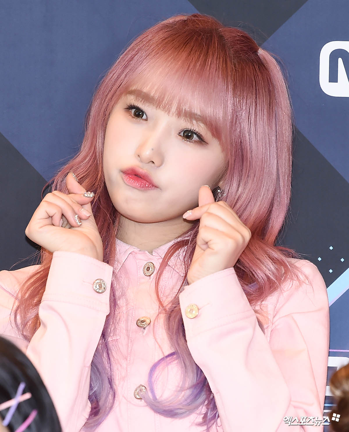아이즈원 최예나 핑크핑크해[엑s HD포토]