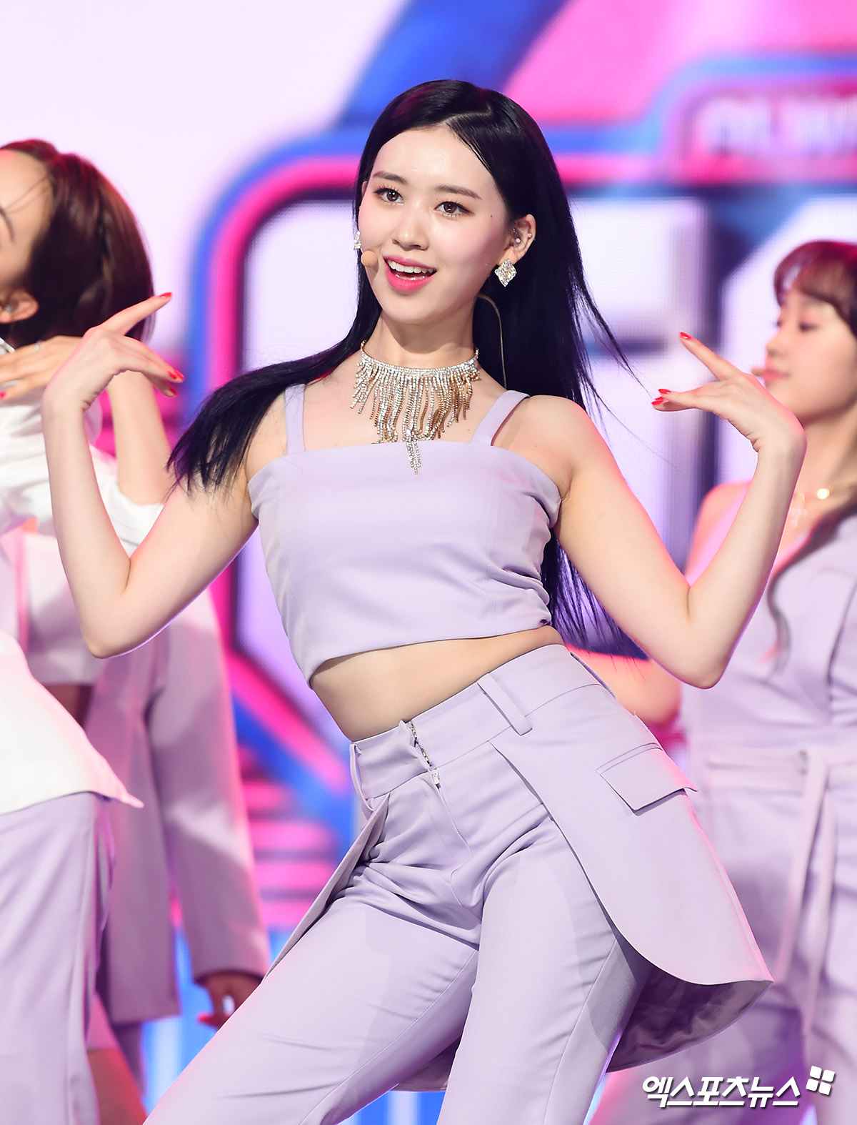 위키미키 엘리 자체발광 백옥 피부[엑s HD포토]
