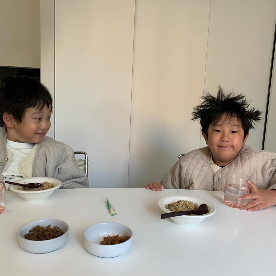 이휘재♥ 문정원, 둥이들 까치집 머리에 이대론 안 되겠다 [★해시태그]