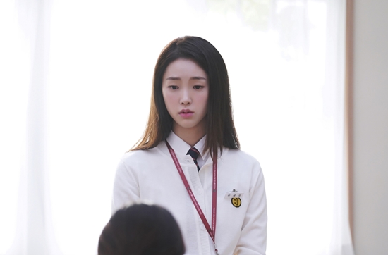라이브온 강해림, 180도 반전 매력…지켜봐 달라 당찬 포부